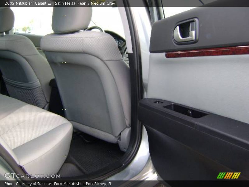 Satin Meisai Pearl / Medium Gray 2009 Mitsubishi Galant ES