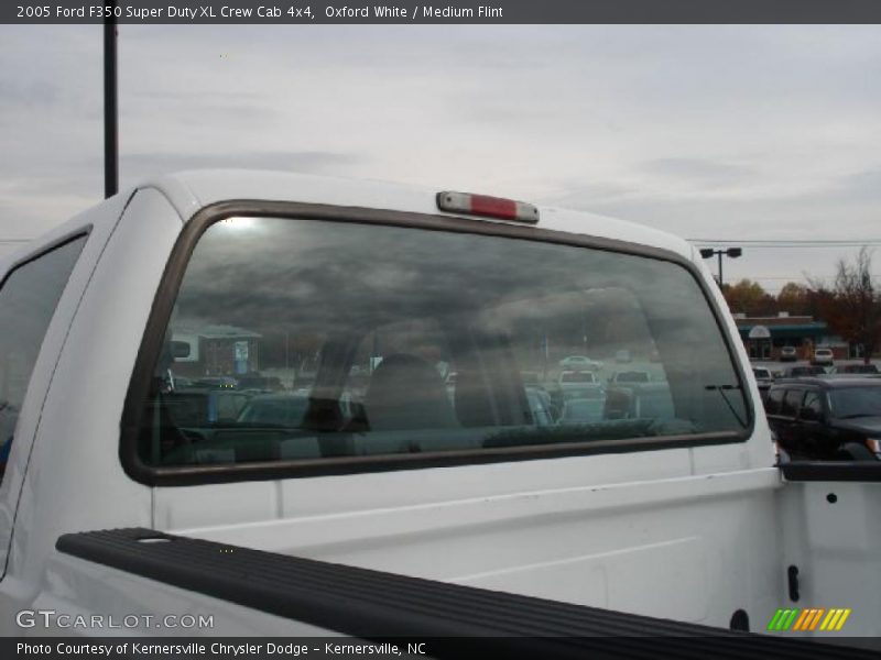 Oxford White / Medium Flint 2005 Ford F350 Super Duty XL Crew Cab 4x4
