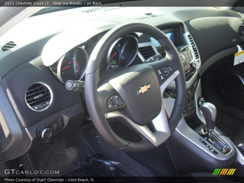 Silver Ice Metallic / Jet Black 2011 Chevrolet Cruze LT