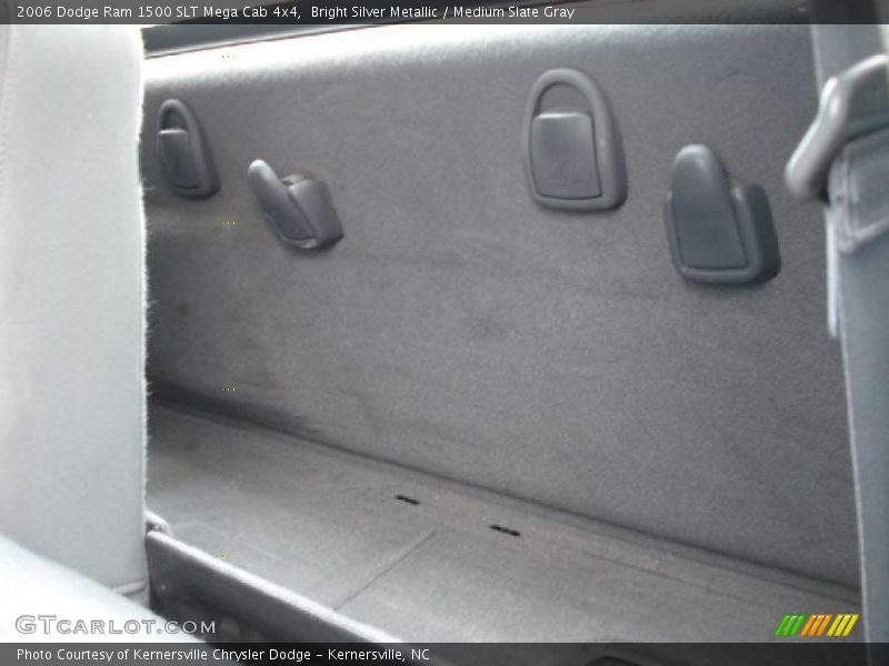 Bright Silver Metallic / Medium Slate Gray 2006 Dodge Ram 1500 SLT Mega Cab 4x4