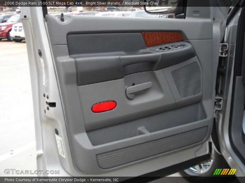 Door Panel of 2006 Ram 1500 SLT Mega Cab 4x4