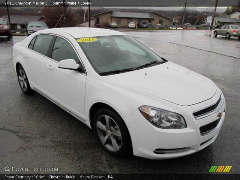 Front 3/4 View of 2011 Malibu LT