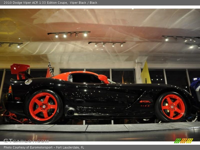 Viper Black / Black 2010 Dodge Viper ACR 1:33 Edition Coupe