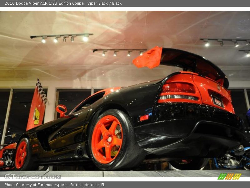 Viper Black / Black 2010 Dodge Viper ACR 1:33 Edition Coupe