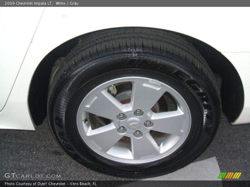 White / Gray 2009 Chevrolet Impala LT
