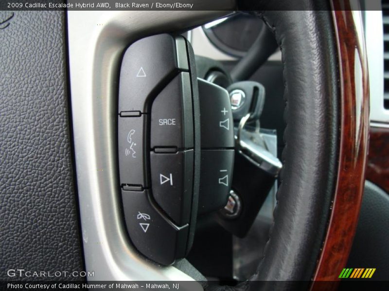 Controls of 2009 Escalade Hybrid AWD