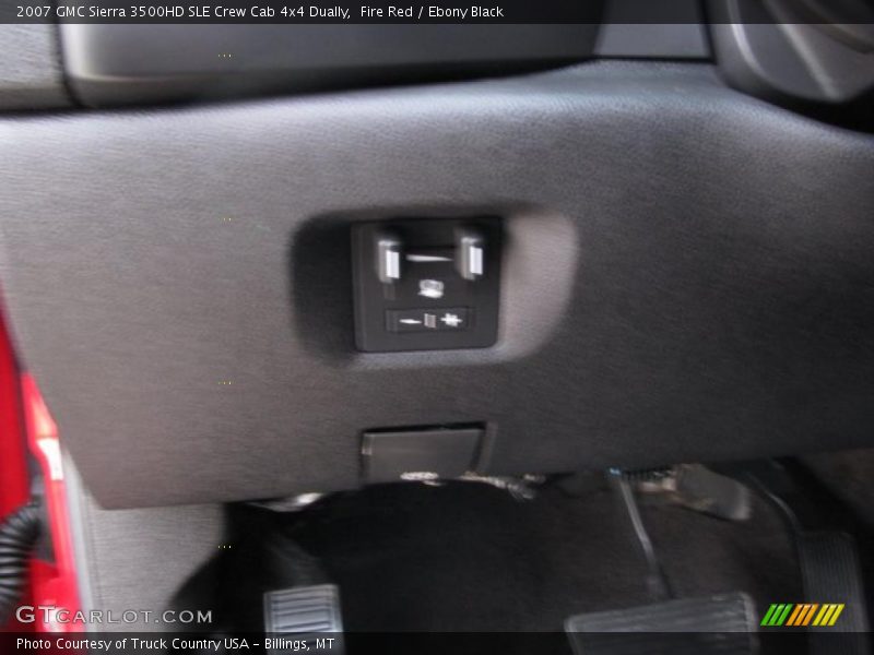 Fire Red / Ebony Black 2007 GMC Sierra 3500HD SLE Crew Cab 4x4 Dually