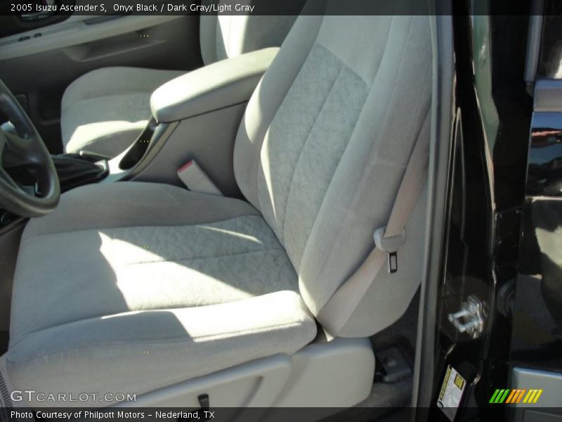 Onyx Black / Dark Gray/Light Gray 2005 Isuzu Ascender S