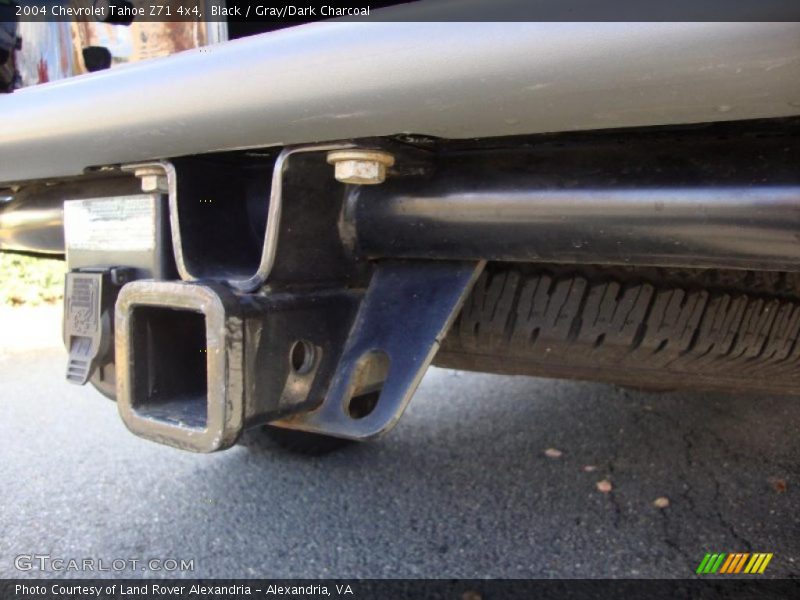 Black / Gray/Dark Charcoal 2004 Chevrolet Tahoe Z71 4x4