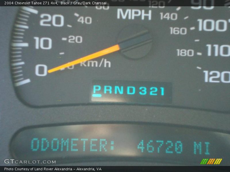 Black / Gray/Dark Charcoal 2004 Chevrolet Tahoe Z71 4x4