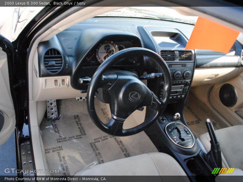 Black Onyx / Ivory 2003 Lexus IS 300 Sedan