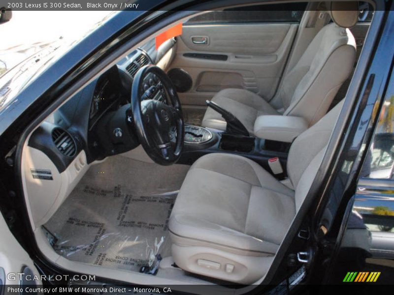 Black Onyx / Ivory 2003 Lexus IS 300 Sedan