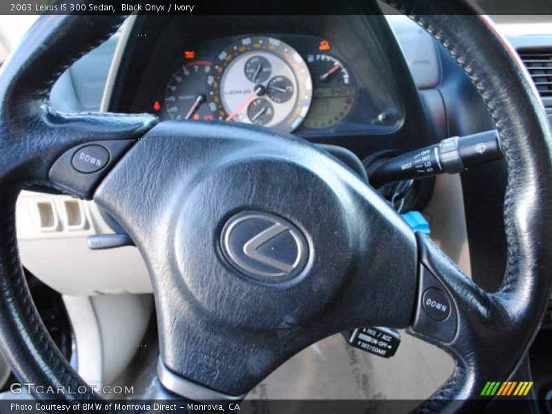 Black Onyx / Ivory 2003 Lexus IS 300 Sedan