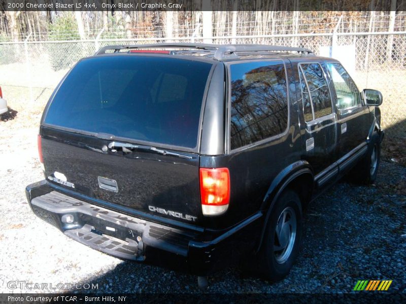 Onyx Black / Graphite Gray 2000 Chevrolet Blazer LS 4x4
