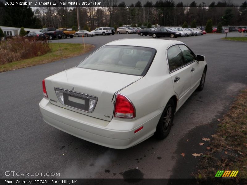 Vail White / Brown/Tan 2002 Mitsubishi Diamante LS