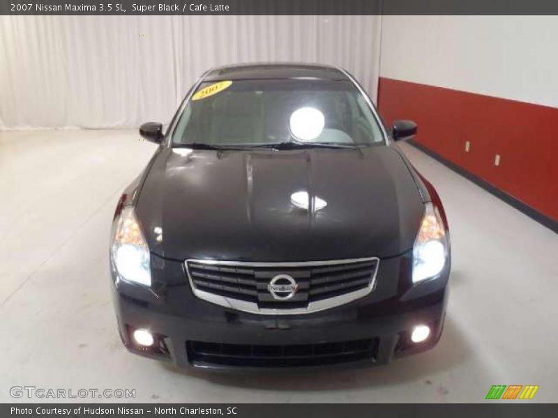 Super Black / Cafe Latte 2007 Nissan Maxima 3.5 SL