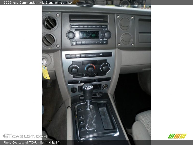 Stone White / Khaki 2006 Jeep Commander 4x4