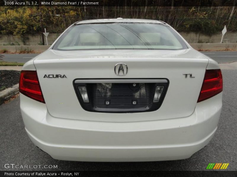 White Diamond Pearl / Parchment 2006 Acura TL 3.2