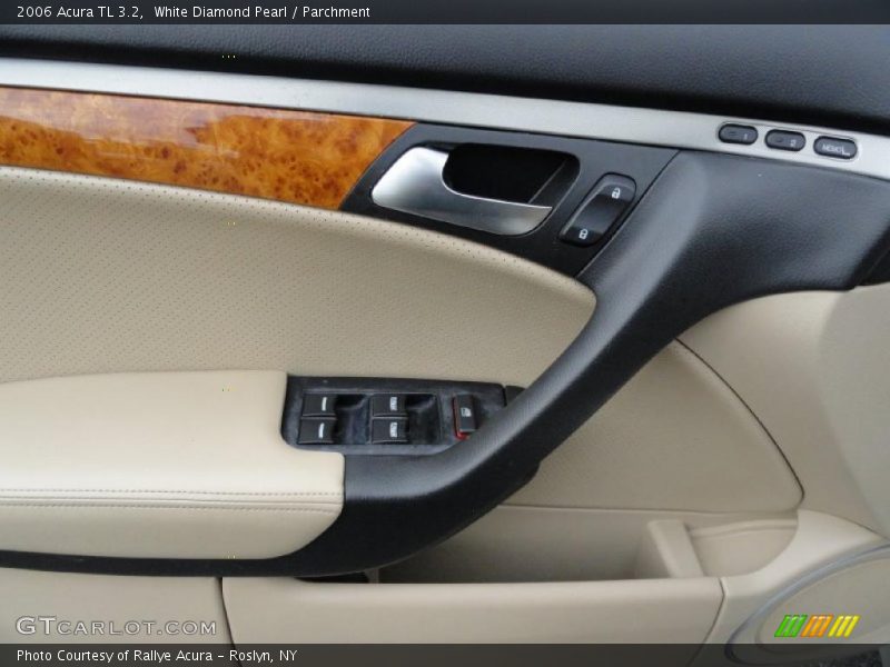 White Diamond Pearl / Parchment 2006 Acura TL 3.2