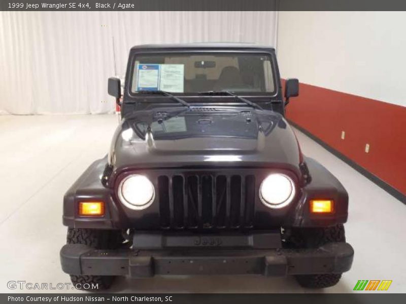 Black / Agate 1999 Jeep Wrangler SE 4x4