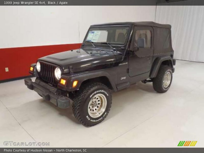 Black / Agate 1999 Jeep Wrangler SE 4x4