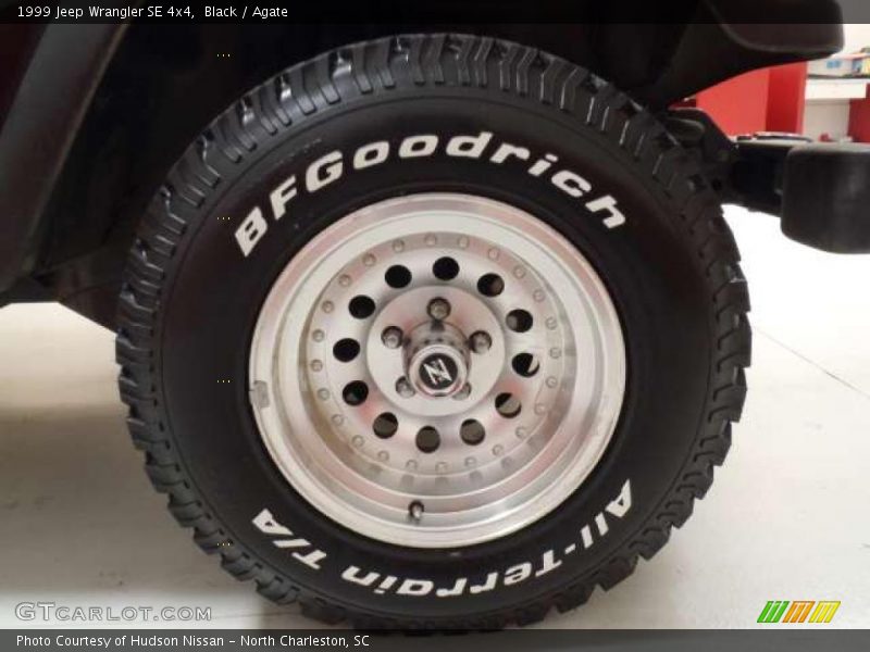 Black / Agate 1999 Jeep Wrangler SE 4x4