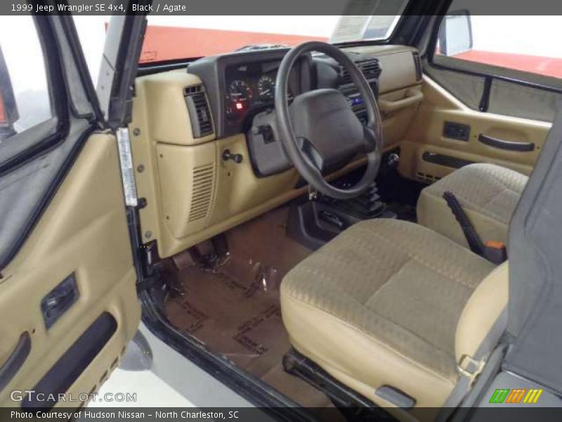 Agate Interior - 1999 Wrangler SE 4x4 