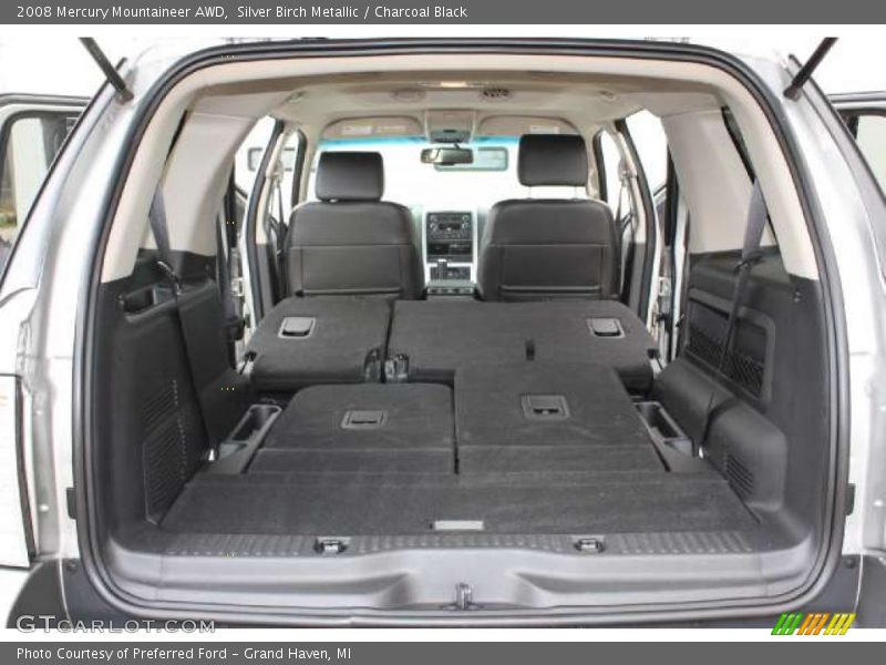  2008 Mountaineer AWD Trunk