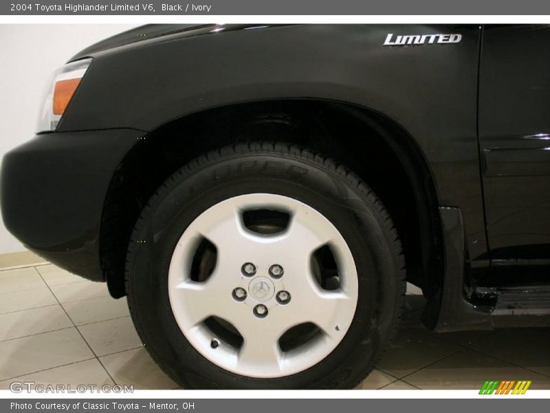 Black / Ivory 2004 Toyota Highlander Limited V6