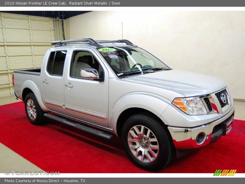 Radiant Silver Metallic / Steel 2010 Nissan Frontier LE Crew Cab