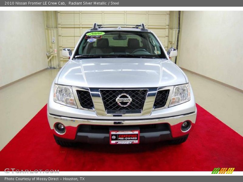 Radiant Silver Metallic / Steel 2010 Nissan Frontier LE Crew Cab