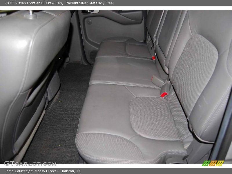 Radiant Silver Metallic / Steel 2010 Nissan Frontier LE Crew Cab