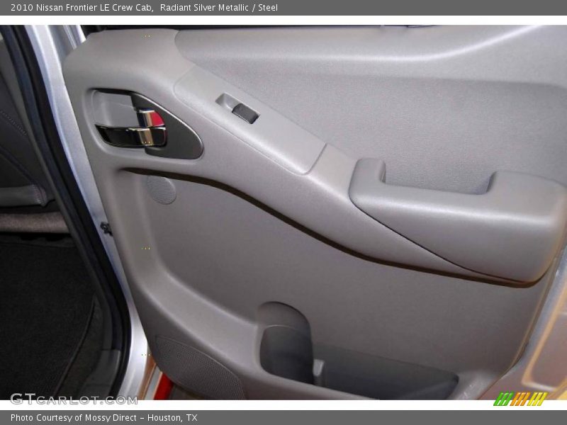 Radiant Silver Metallic / Steel 2010 Nissan Frontier LE Crew Cab