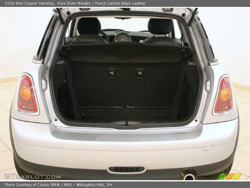 Pure Silver Metallic / Punch Carbon Black Leather 2009 Mini Cooper Hardtop