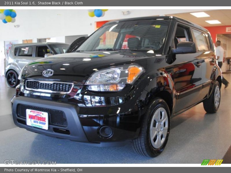 Shadow Black / Black Cloth 2011 Kia Soul 1.6