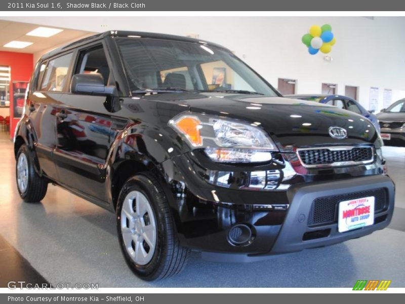 Shadow Black / Black Cloth 2011 Kia Soul 1.6