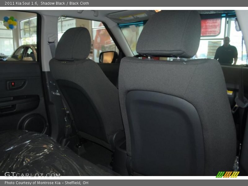 Shadow Black / Black Cloth 2011 Kia Soul 1.6