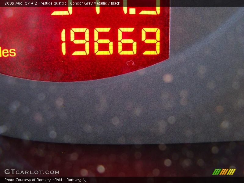 Condor Grey Metallic / Black 2009 Audi Q7 4.2 Prestige quattro
