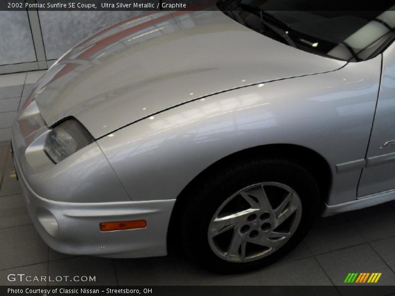 Ultra Silver Metallic / Graphite 2002 Pontiac Sunfire SE Coupe