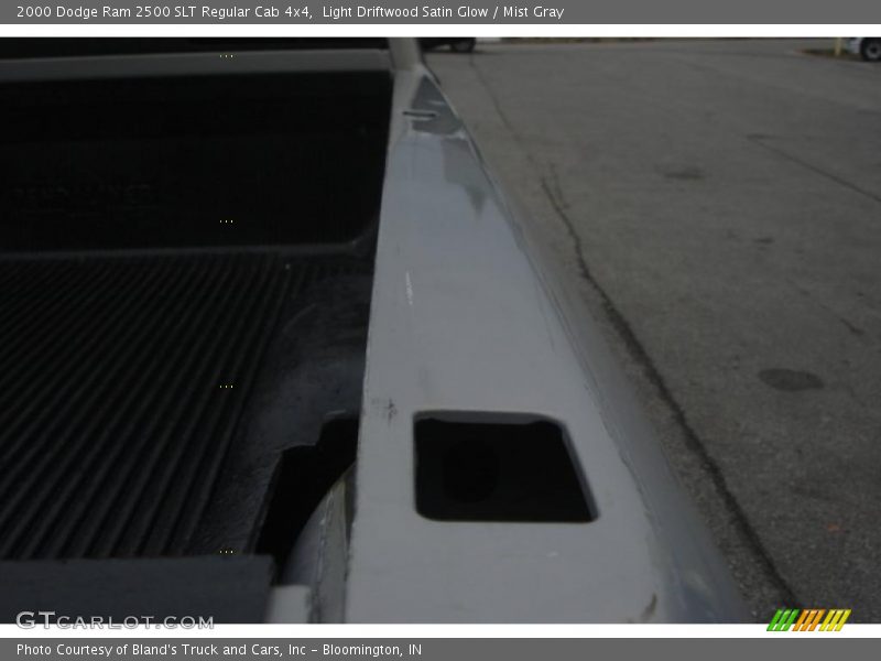 Light Driftwood Satin Glow / Mist Gray 2000 Dodge Ram 2500 SLT Regular Cab 4x4