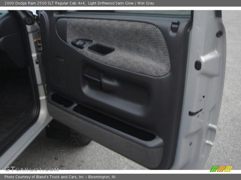 Light Driftwood Satin Glow / Mist Gray 2000 Dodge Ram 2500 SLT Regular Cab 4x4