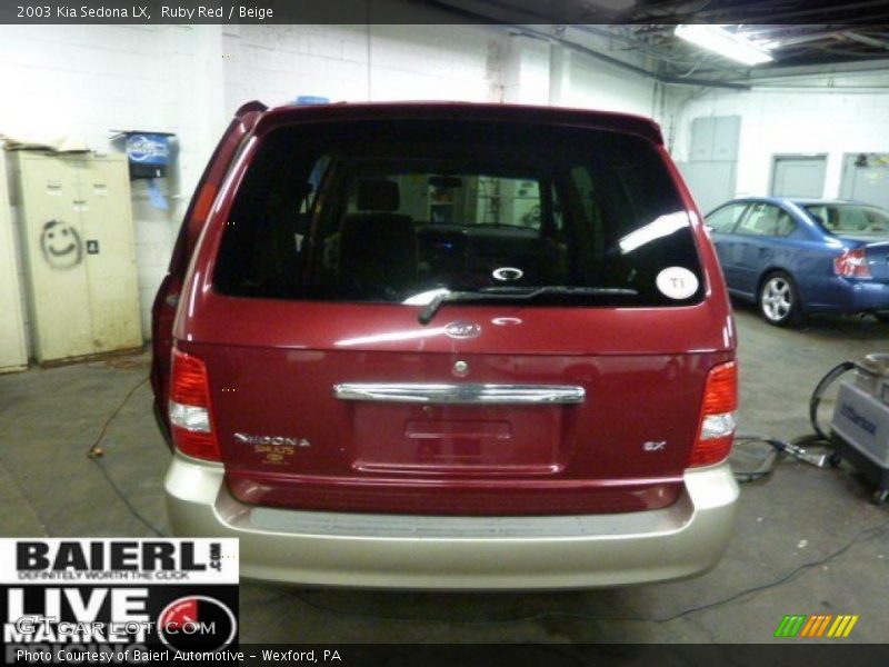 Ruby Red / Beige 2003 Kia Sedona LX