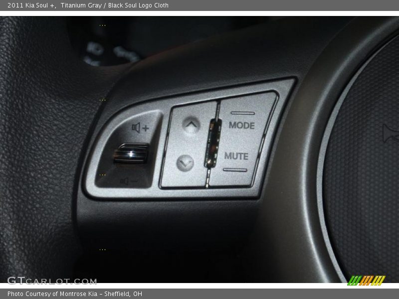 Titanium Gray / Black Soul Logo Cloth 2011 Kia Soul +