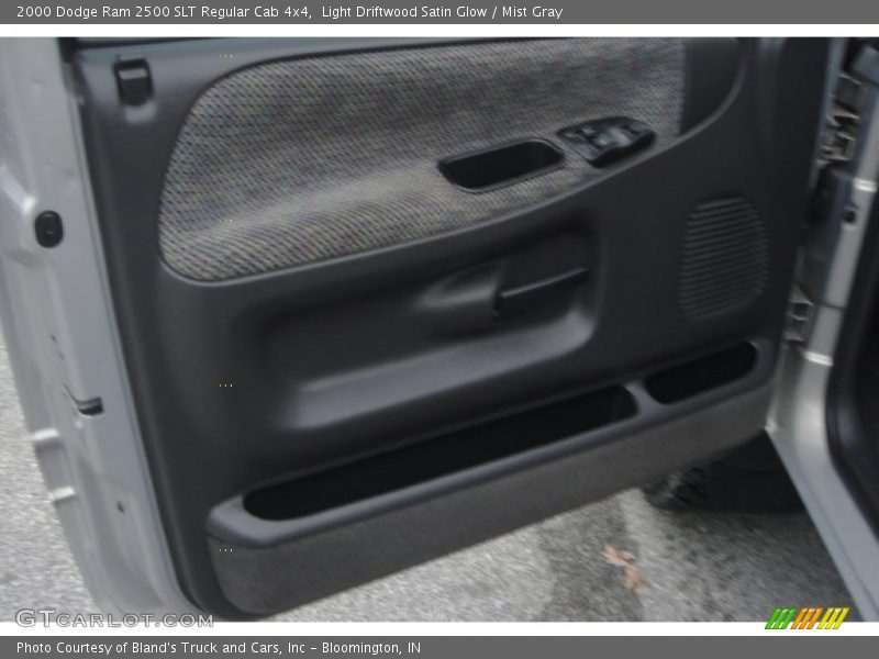 Light Driftwood Satin Glow / Mist Gray 2000 Dodge Ram 2500 SLT Regular Cab 4x4