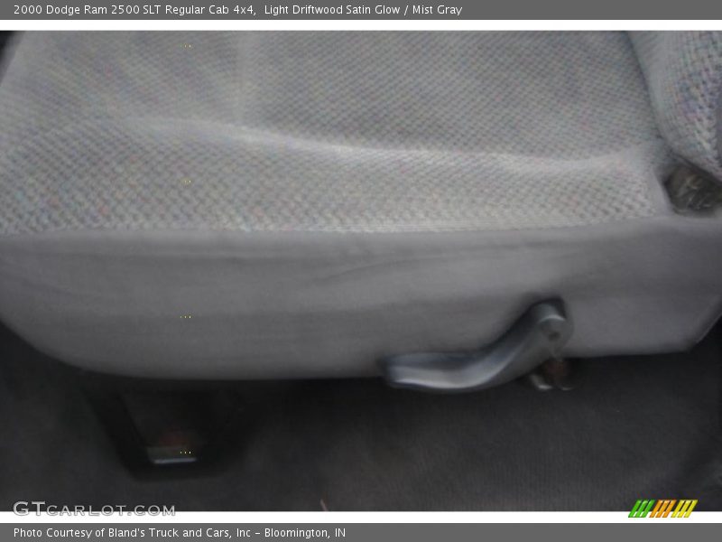 Light Driftwood Satin Glow / Mist Gray 2000 Dodge Ram 2500 SLT Regular Cab 4x4