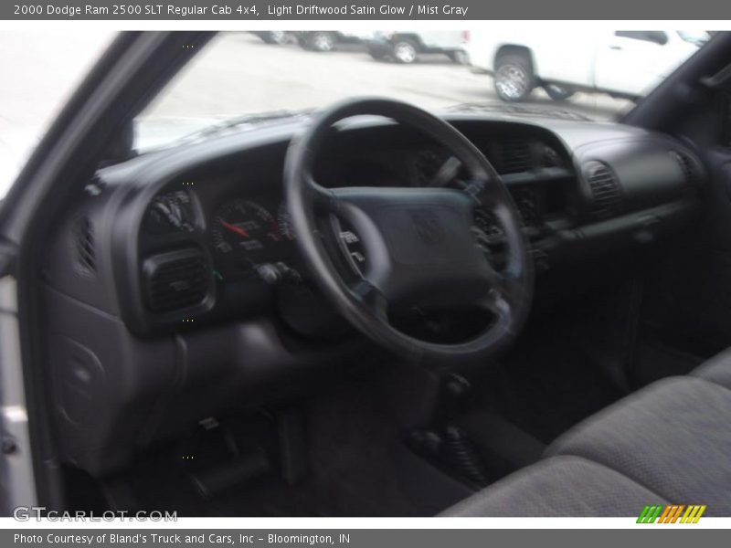 Light Driftwood Satin Glow / Mist Gray 2000 Dodge Ram 2500 SLT Regular Cab 4x4