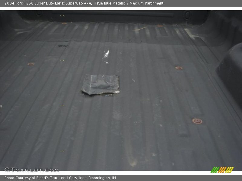 True Blue Metallic / Medium Parchment 2004 Ford F350 Super Duty Lariat SuperCab 4x4