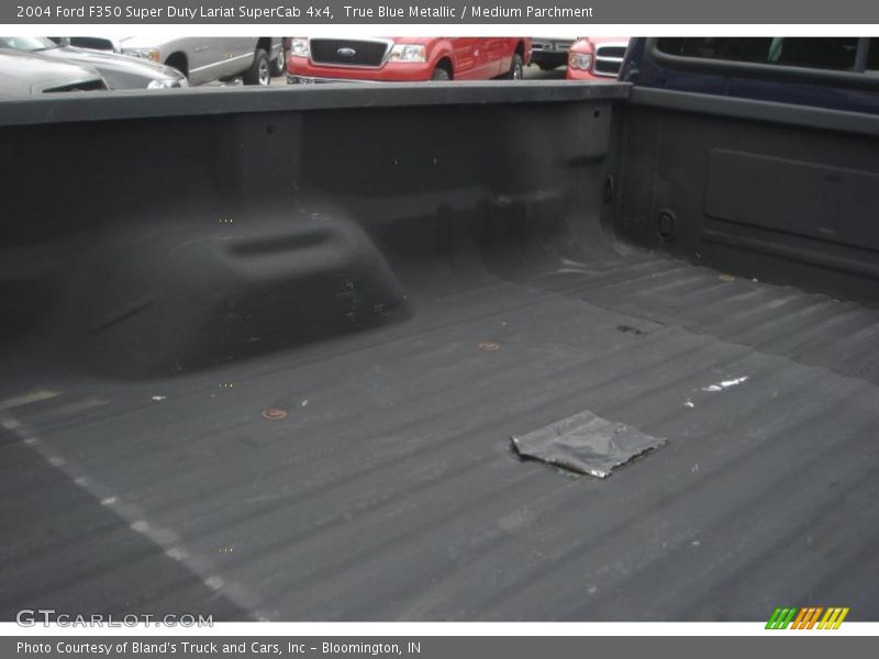 True Blue Metallic / Medium Parchment 2004 Ford F350 Super Duty Lariat SuperCab 4x4