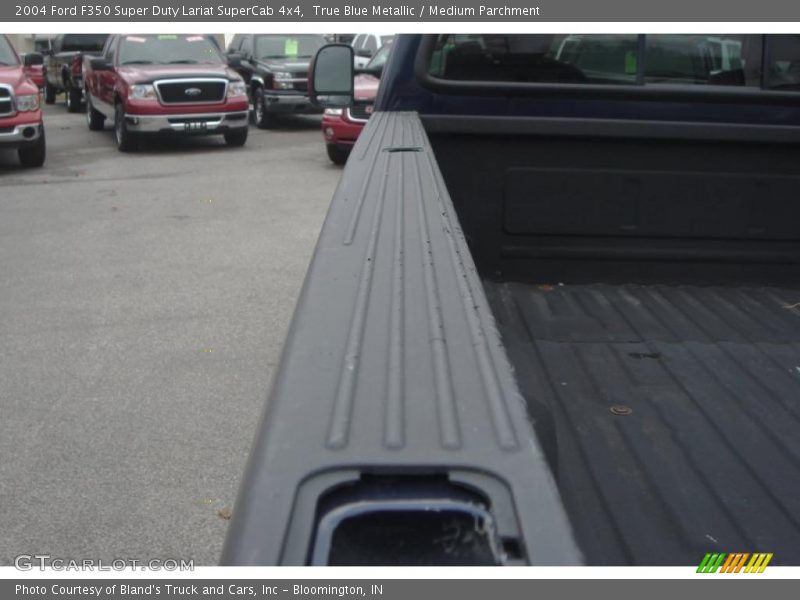 True Blue Metallic / Medium Parchment 2004 Ford F350 Super Duty Lariat SuperCab 4x4
