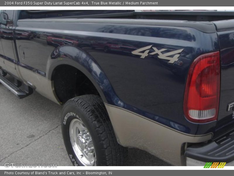 True Blue Metallic / Medium Parchment 2004 Ford F350 Super Duty Lariat SuperCab 4x4